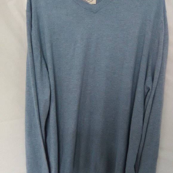 St. John's Bay Men's Classic Long Sleeve  V-Neck Sweater  Color Blue Siz… - Picture 4 of 5